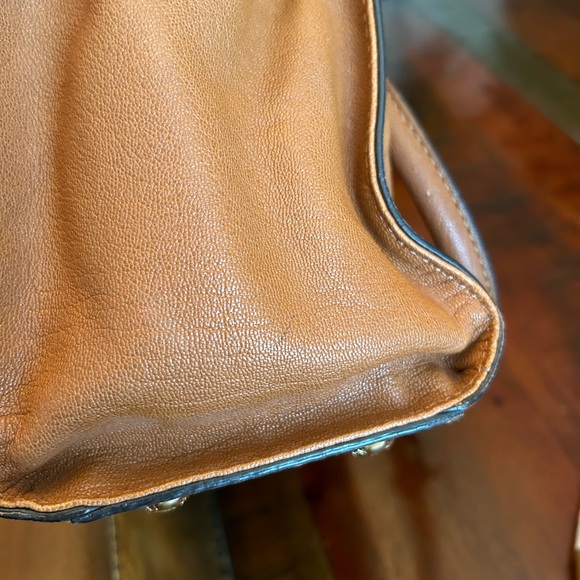 Michael Kors purse - Picture 7 of 10